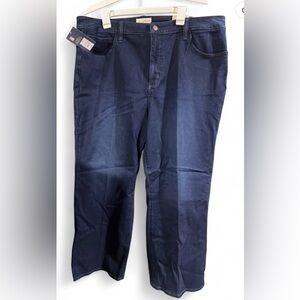 Women’s Universal thread jeans in seams 27inches